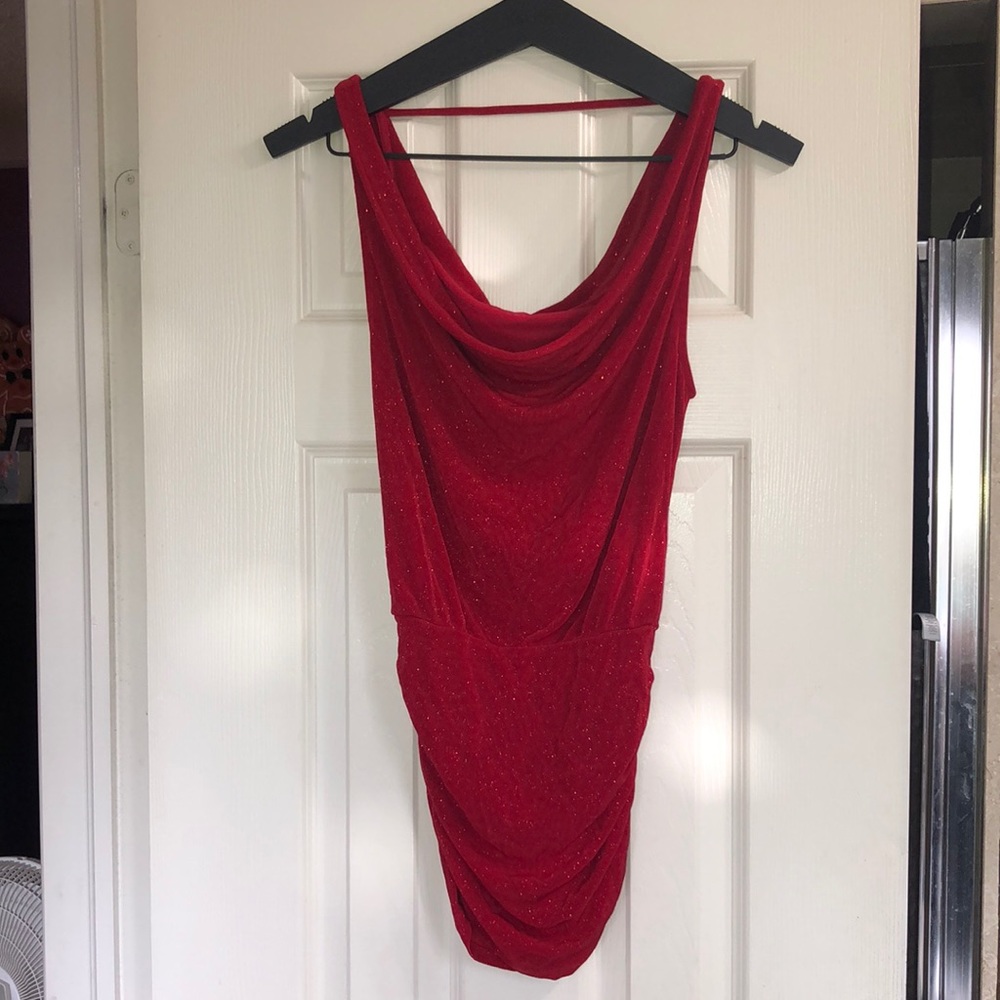 GUESS red shimmer top XS